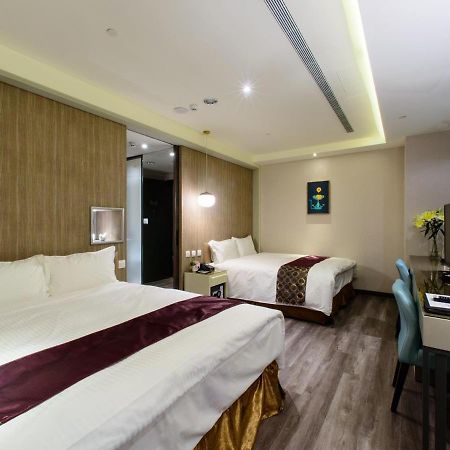 Stay Hotel - Taichung Zhongqing Екстер'єр фото